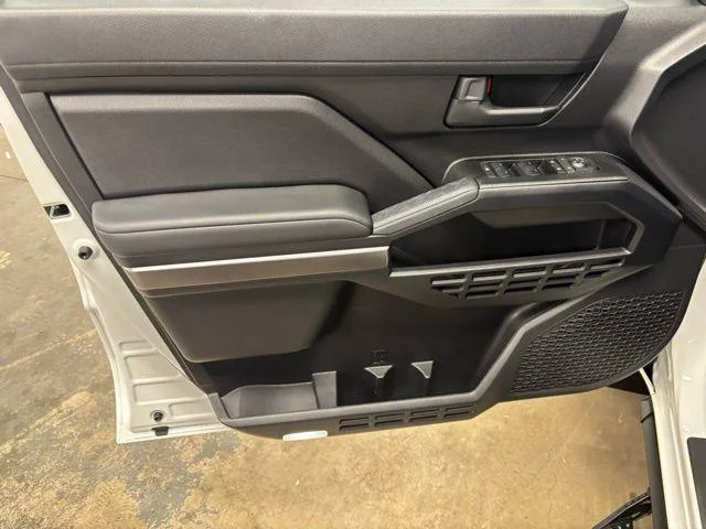 Used 2025 ICE CAP Toyota  image 18