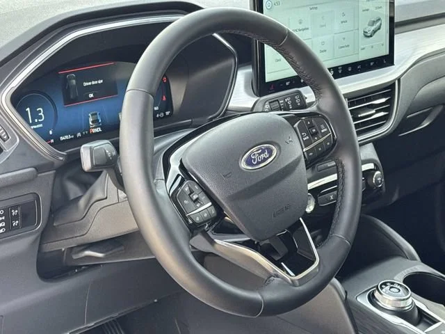 Used 2025 Gray Ford Platinum image 16