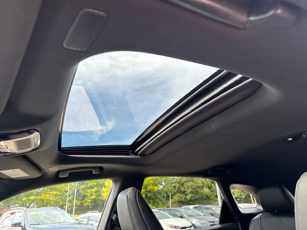 Used 2025 White Lexus 350h F SPORT Design image 17