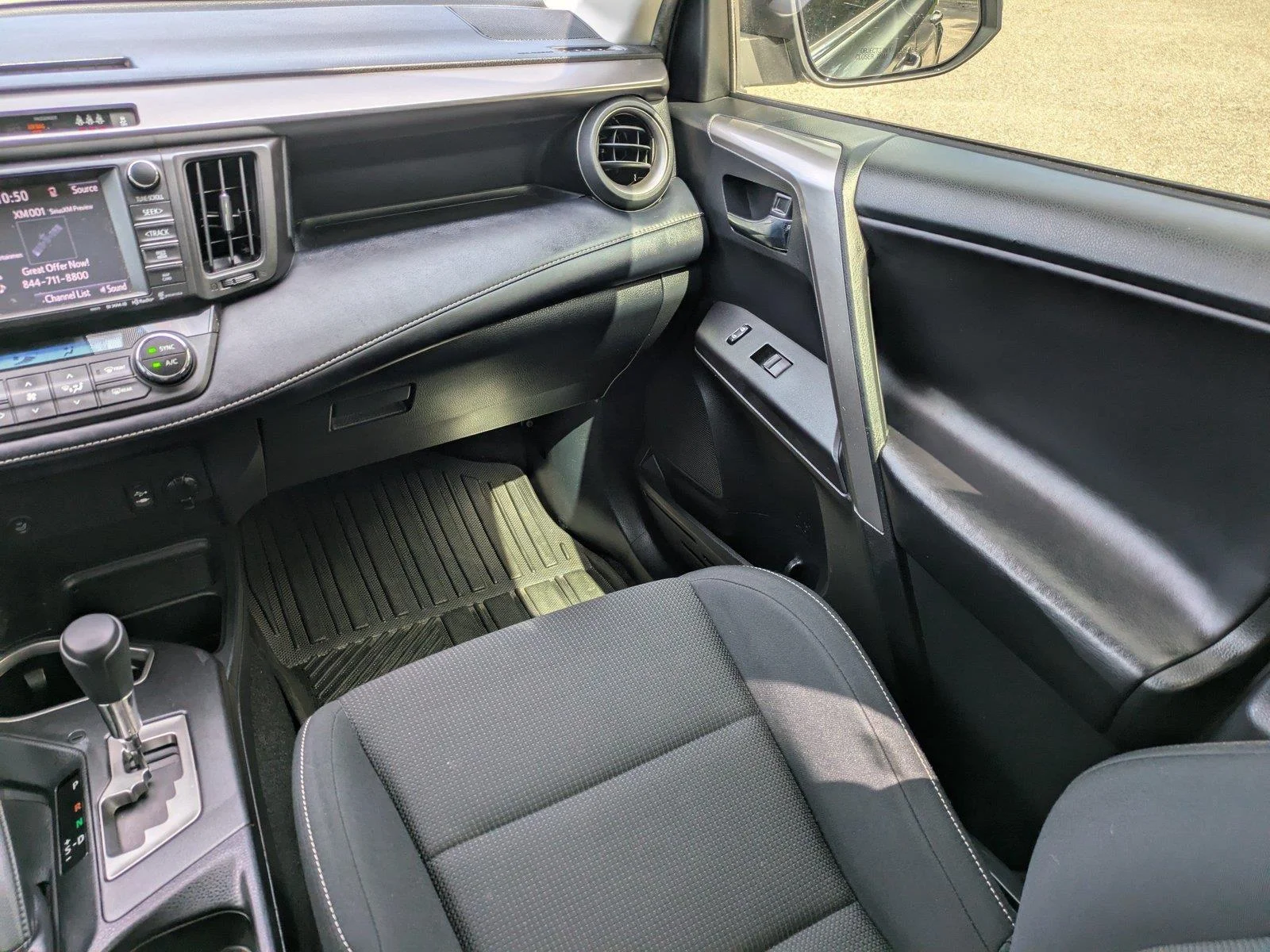 Used 2018 Magnetic Gray Metallic Toyota XLE image 17