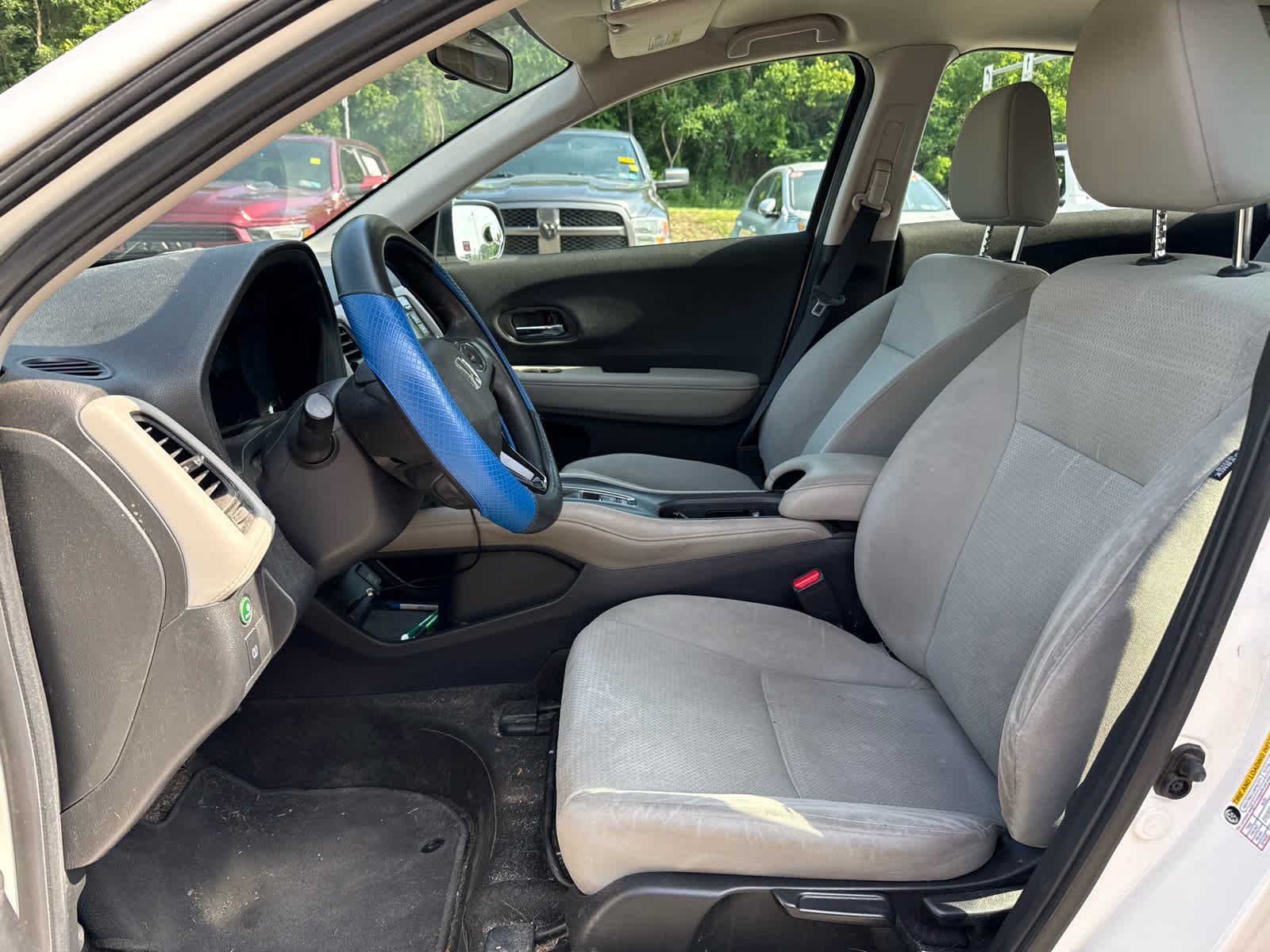Used 2021  Honda LX image 8