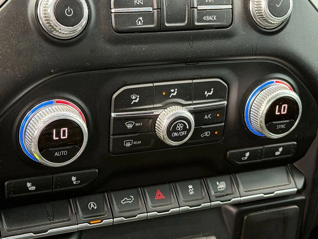 Used 2021 Silver GMC SLE image 18