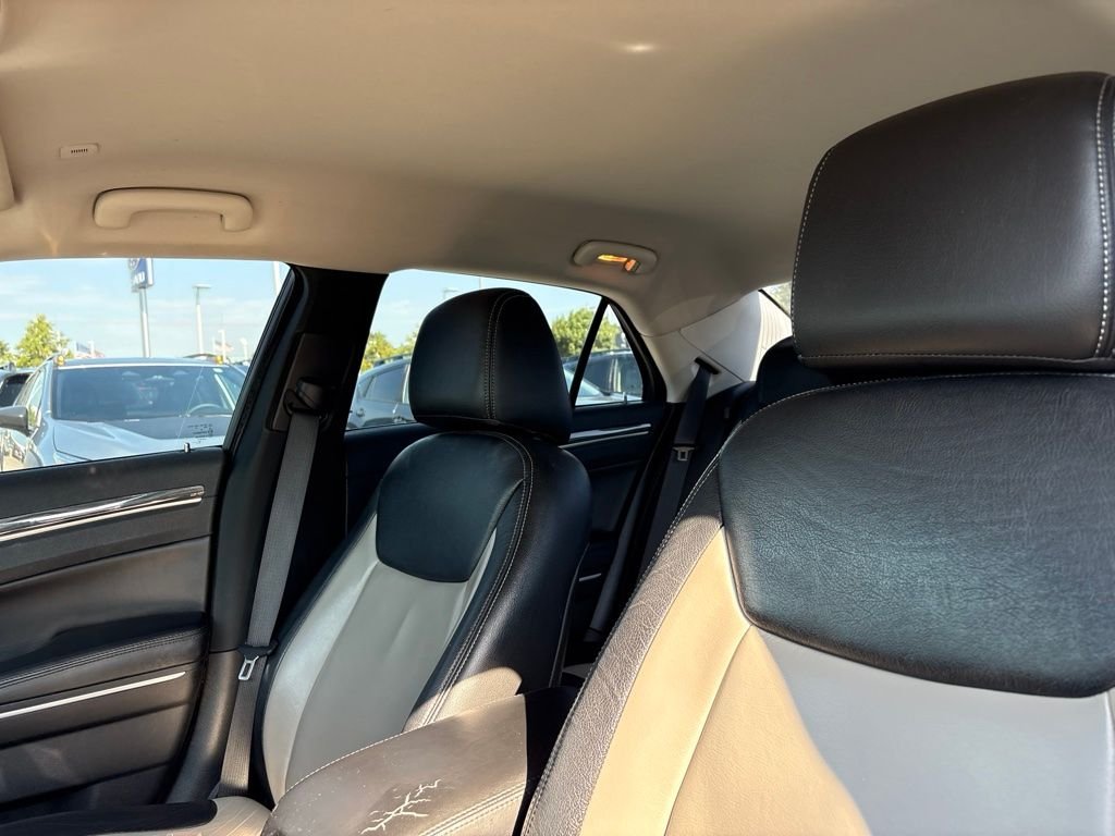 Used 2021 Black Chrysler Touring image 6