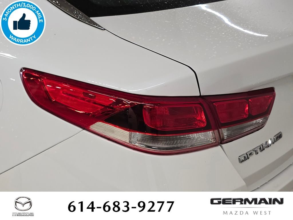 Used 2020 White Kia LX image 17