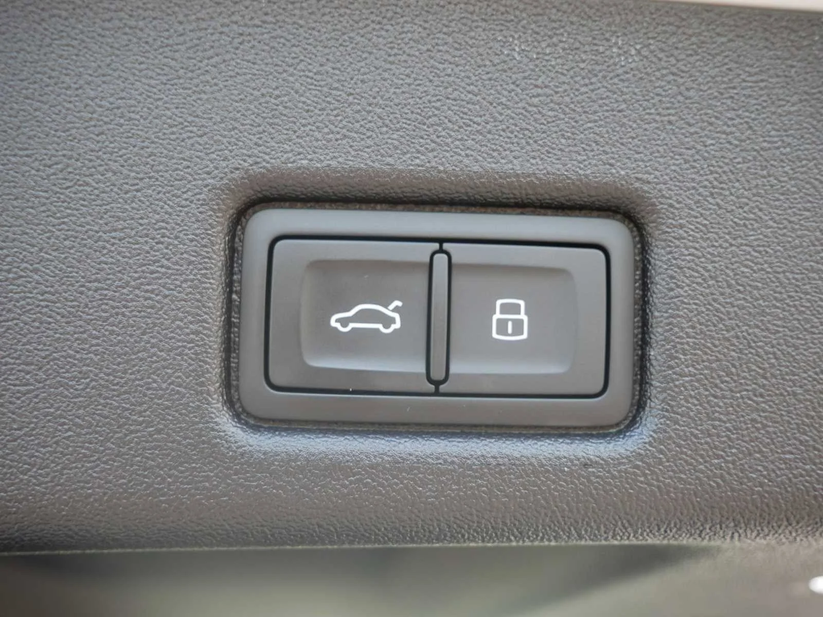 2025 Audi Q5 Premium Plus - Photo 6