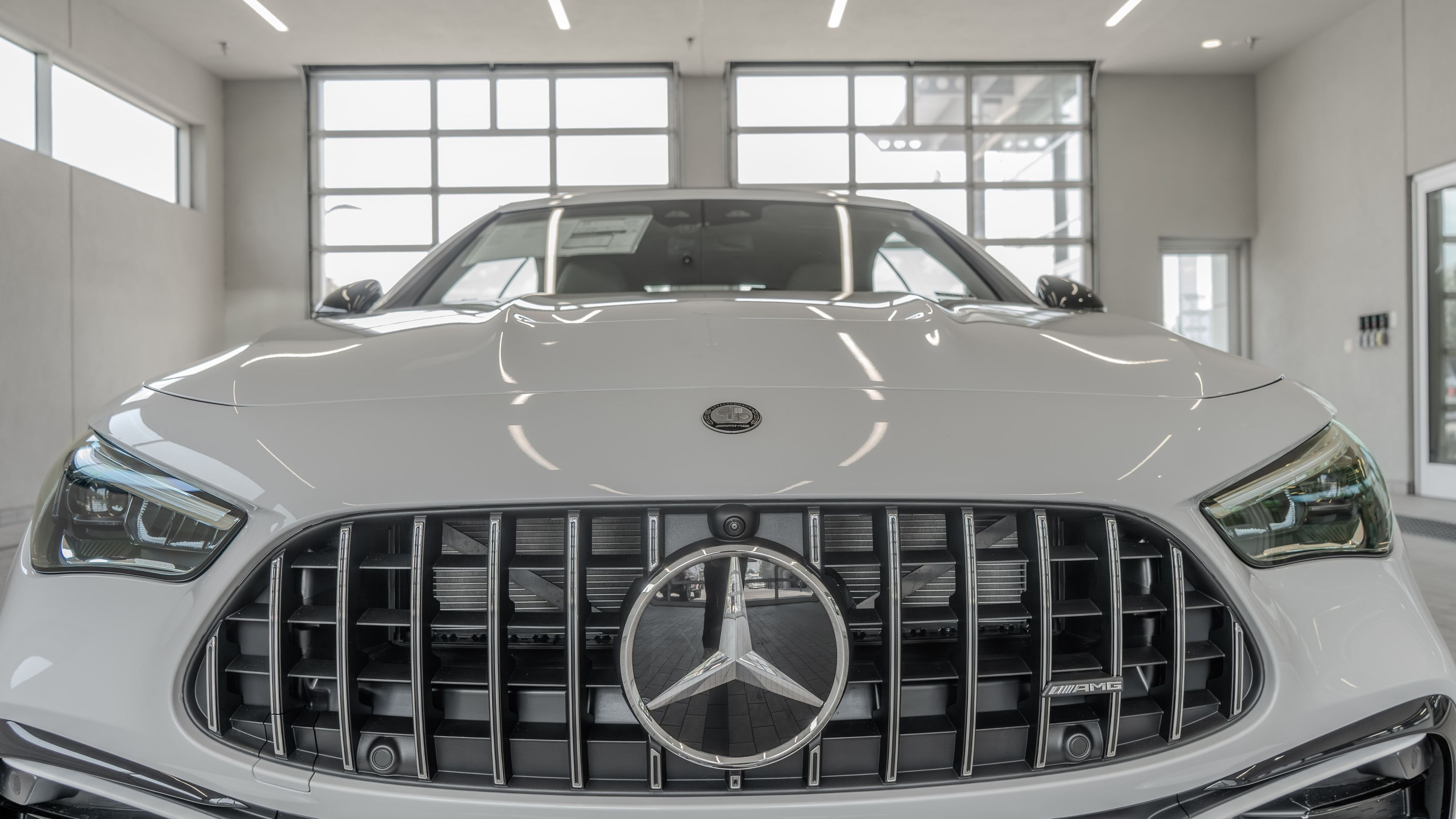 New 2026 MANUFAKTUR Moonlight White Metallic Mercedes-Benz CLE 53 AMG® image 25