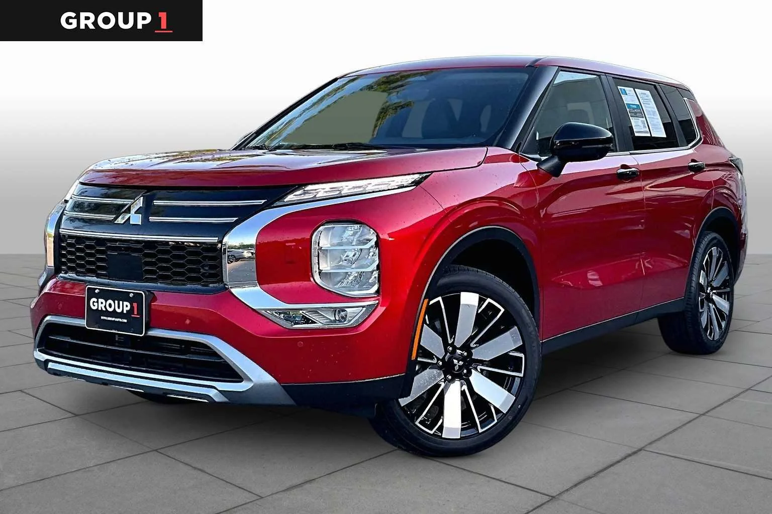 2025 Mitsubishi Outlander SE S-AWC's photo