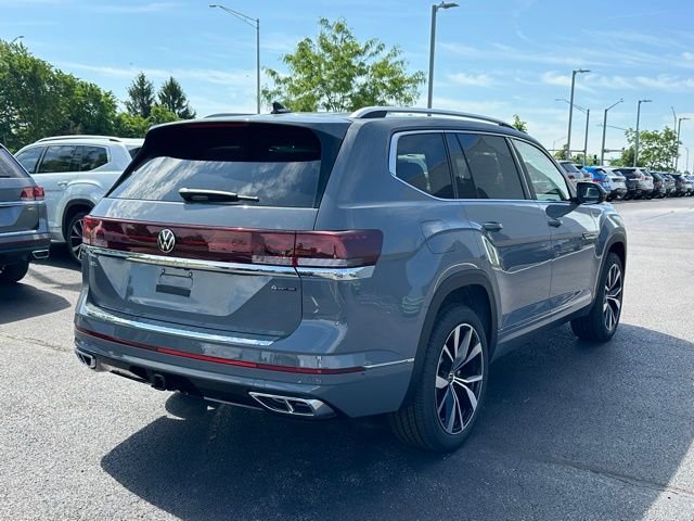 New 2026 Pure Gray Volkswagen 2.0T SEL Premium R-Line image 4