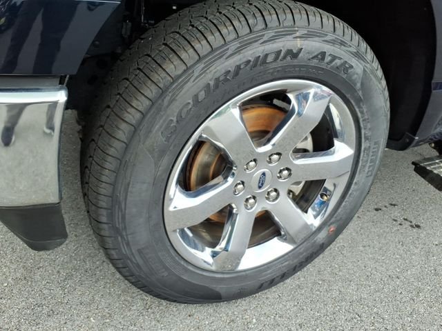 Used 2023 Blue Ford Lariat image 6
