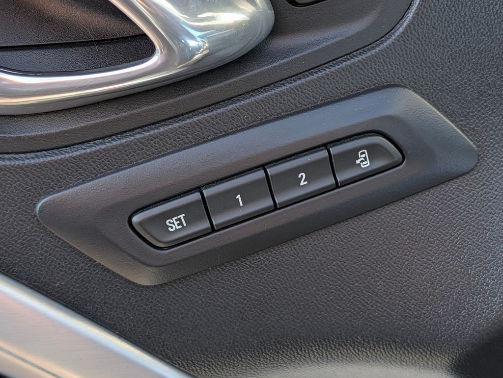 Used 2016 White Chevrolet SS image 15