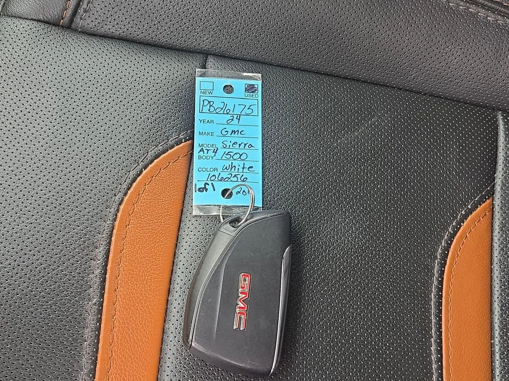 2024 GMC Sierra 1500 AT4 - Photo 39
