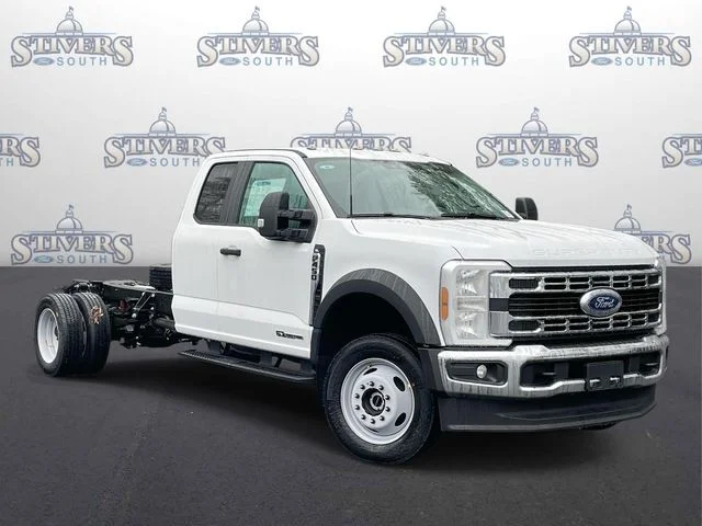 2026 Ford F-450 XL 4x4 SuperCab 192-In DRW's photo
