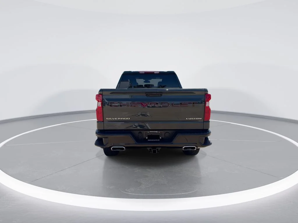 Used 2025 Gray Chevrolet Custom Trail Boss image 7