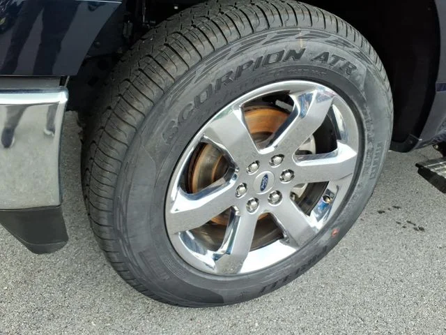 Used 2023 Blue Ford Lariat image 6