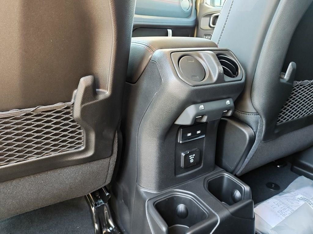 New 2026 41 Jeep Shadow Ops image 30