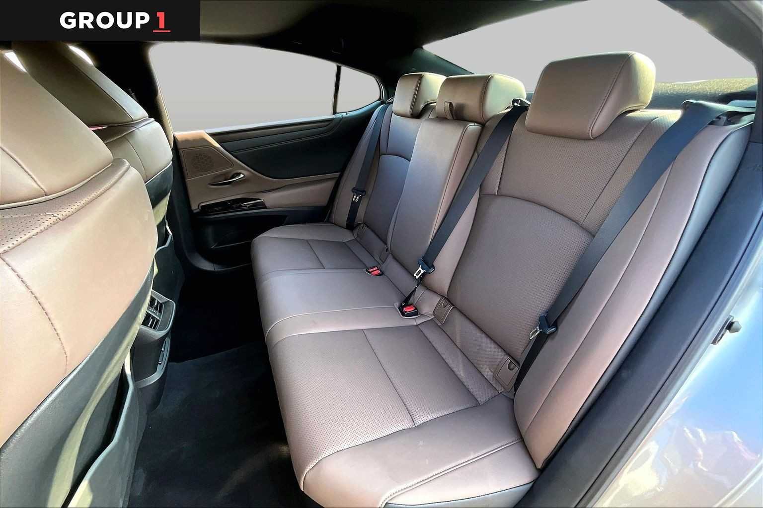 Used 2025 Iridium Lexus  image 18