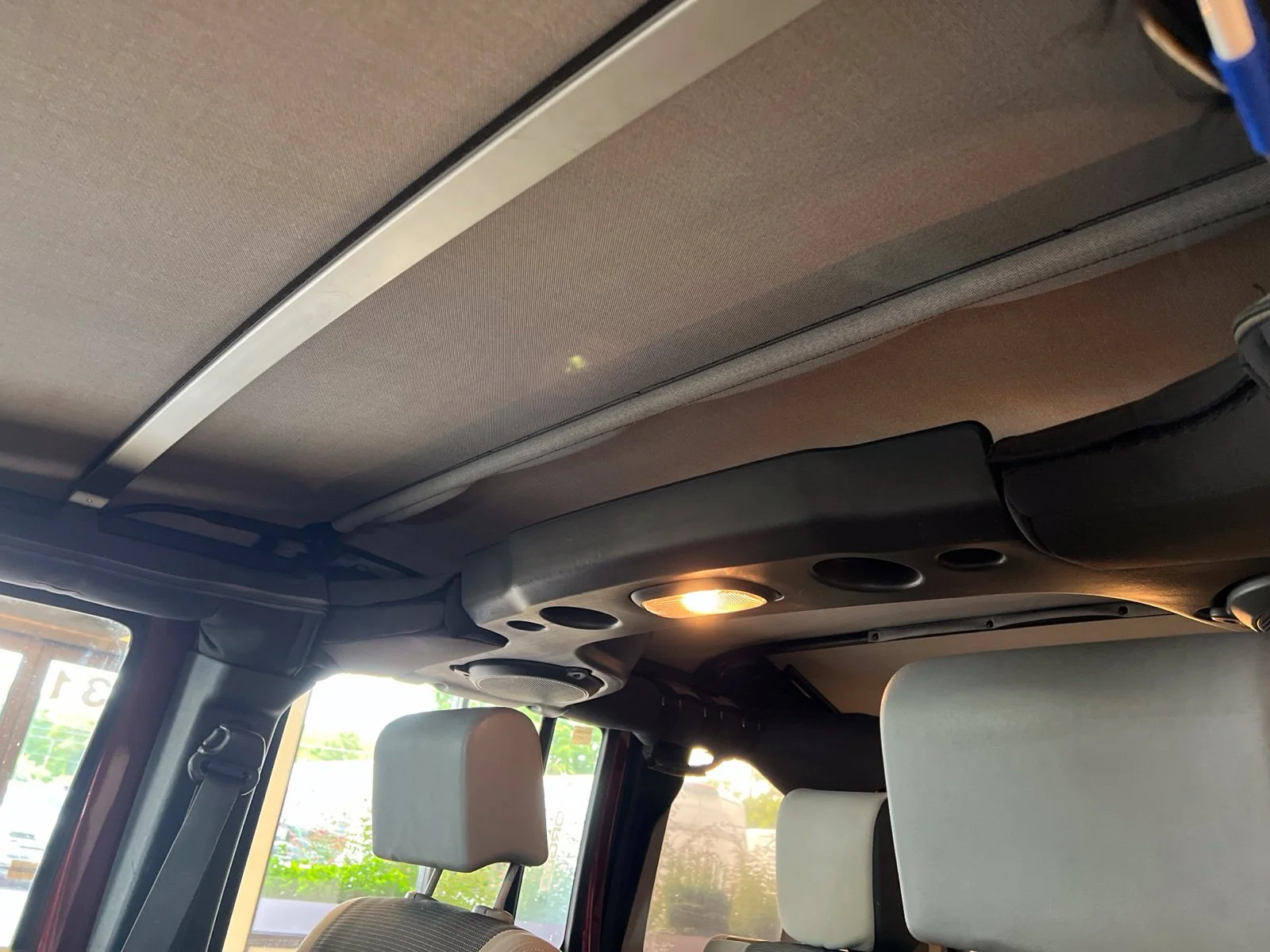 Used 2007 Red Rock Crystal Pearlcoat Jeep Unlimited X image 10