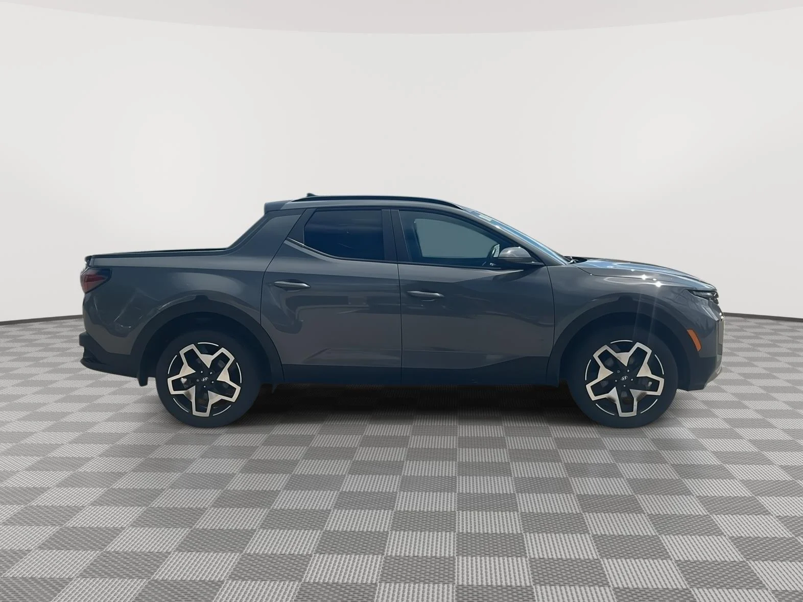 Used 2023 Hampton Gray Hyundai Limited image 4