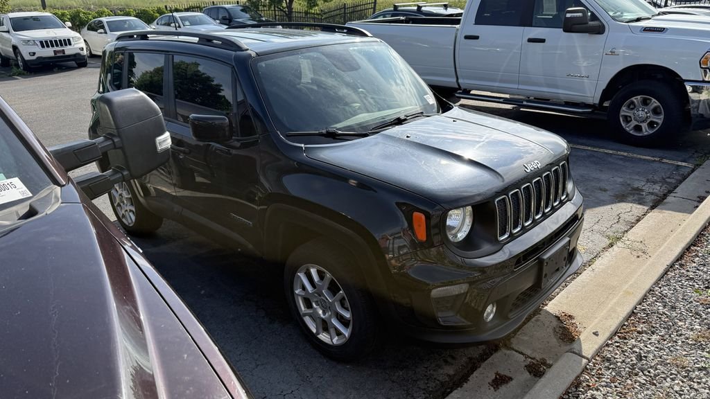 2019 Jeep Renegade Latitude 4x4's photo