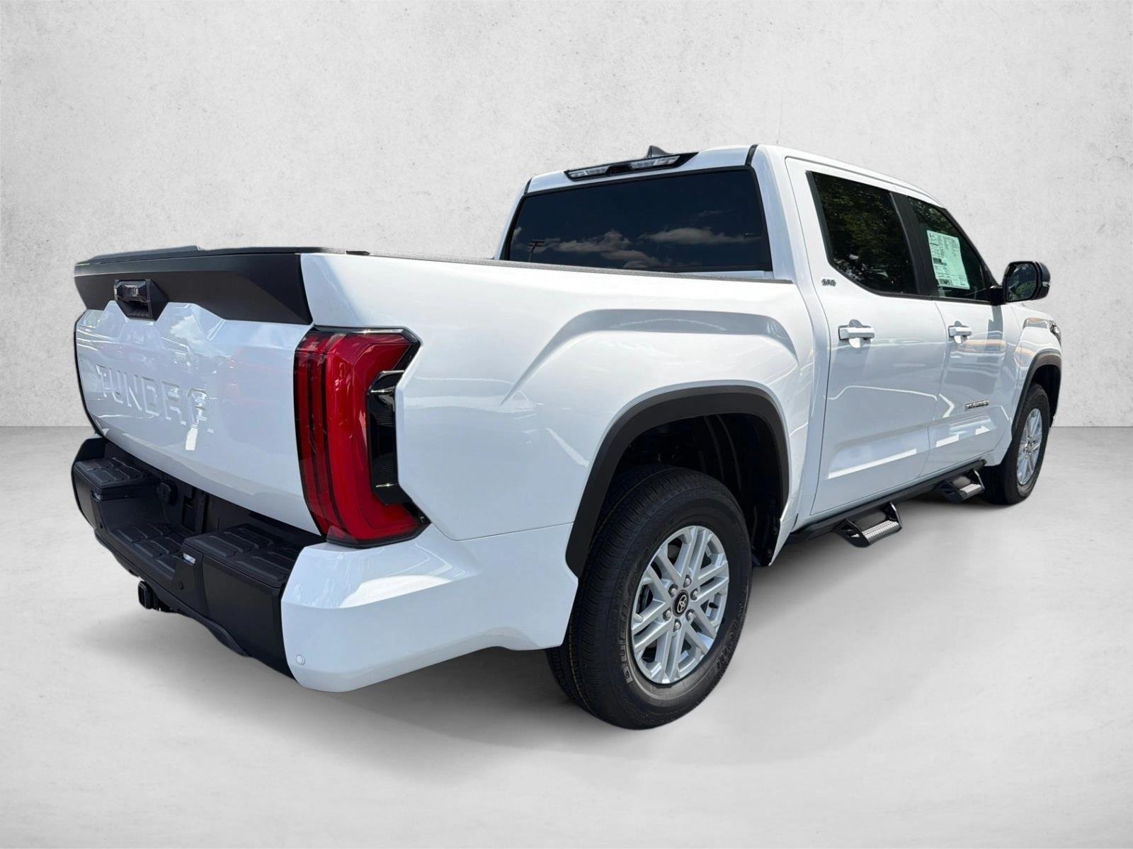 New 2026 Ice Cap Toyota SR5 image 3