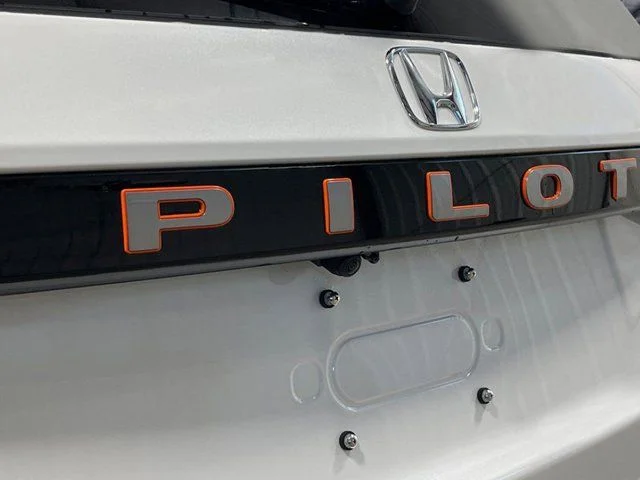 New 2026 Platinum White Pearl Honda TrailSport image 7