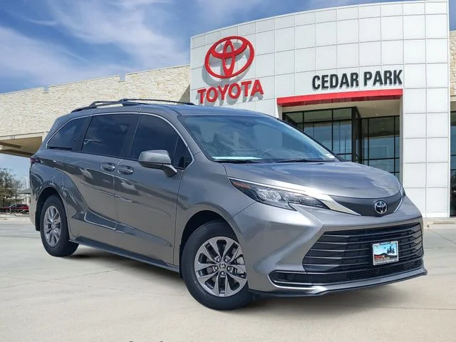 2026 Toyota Sienna LE