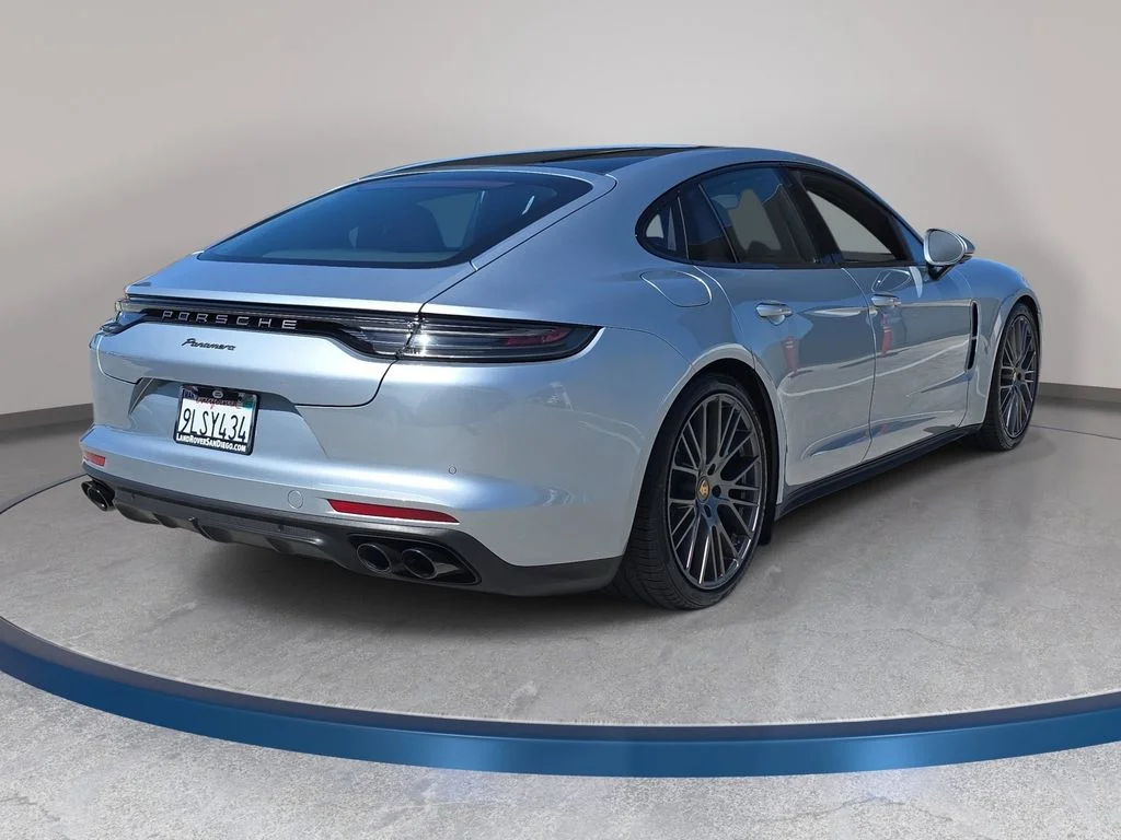 Used 2023  Porsche Platinum Edition image 6