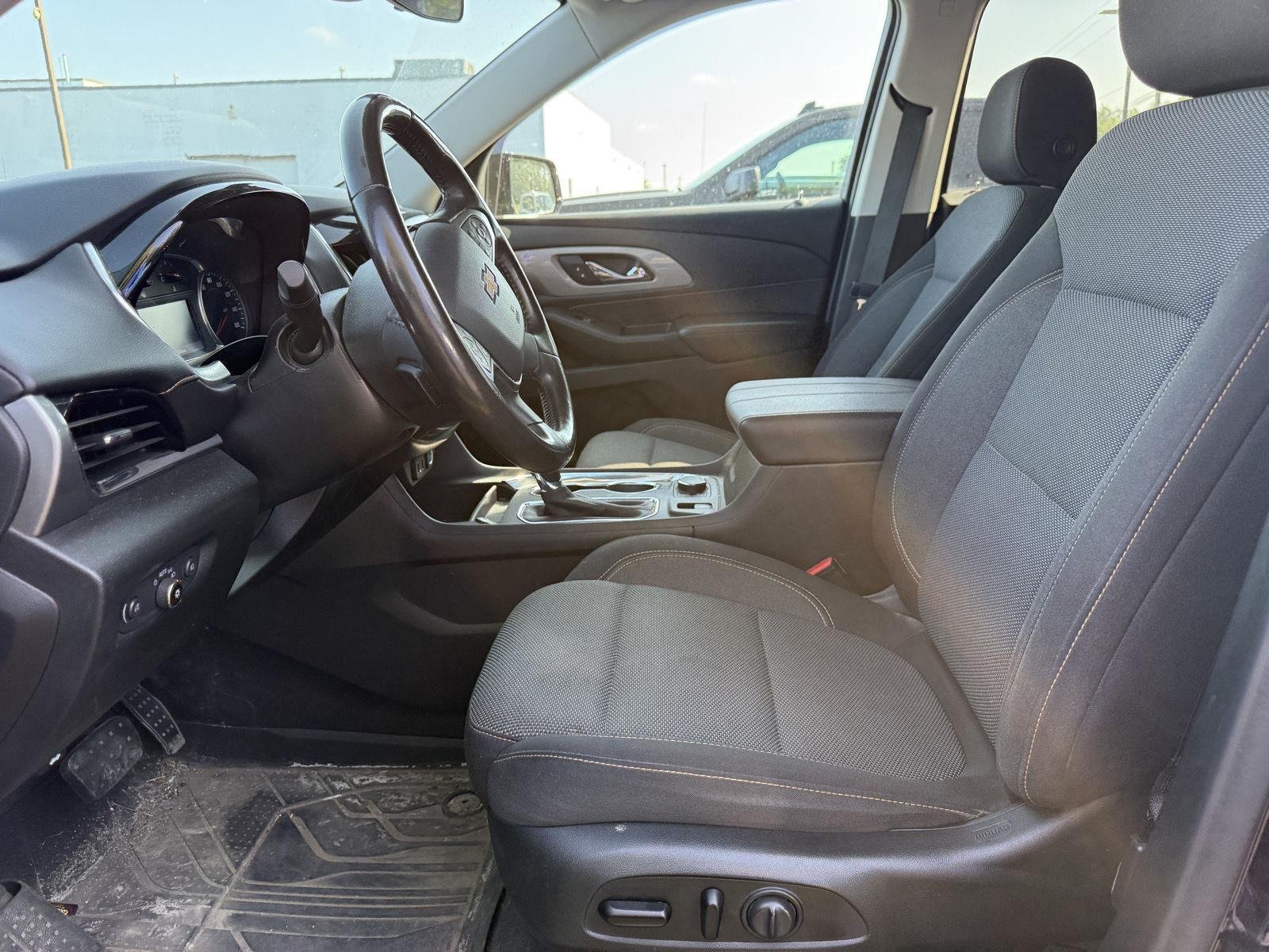 Used 2020 Black Cherry Metallic Chevrolet LT Cloth image 8