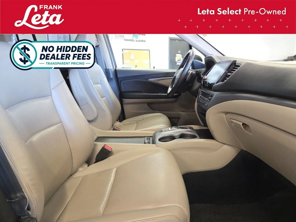 Certified Used 2023 White Honda RTL image 18