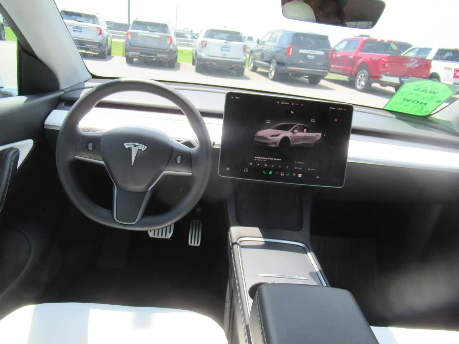 Used 2022 Pearl White Multi-Coat Tesla Performance image 18