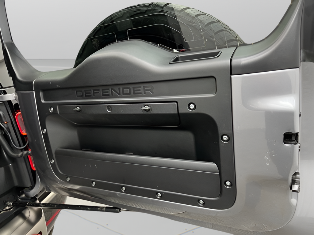 Used 2021  Land Rover X image 46
