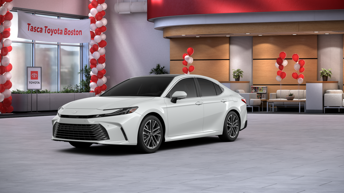2026 Toyota Camry XLE AWD Hybrid's photo