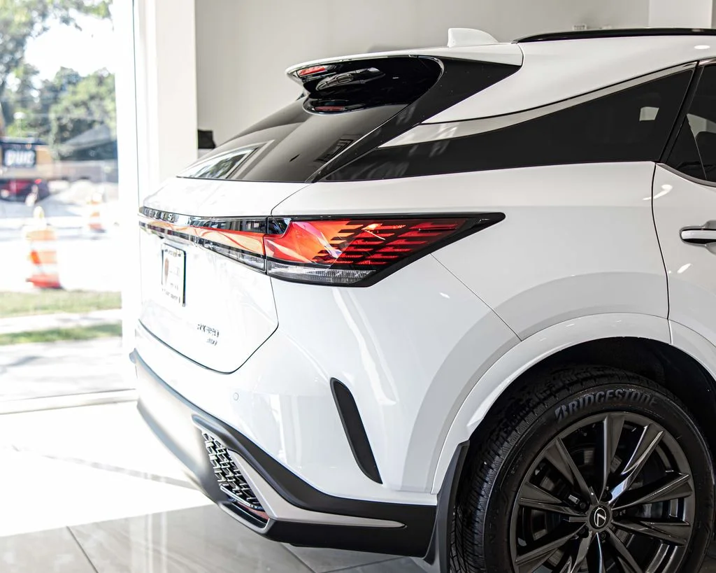 Used 2024 White Lexus 350 F Sport Handling image 12