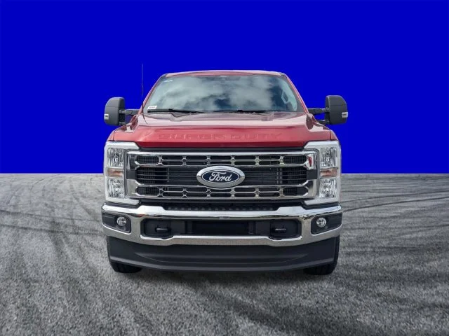 New 2027 Ruby Red Metallic Tinted Clearcoat Ford F-250® XLT image 9