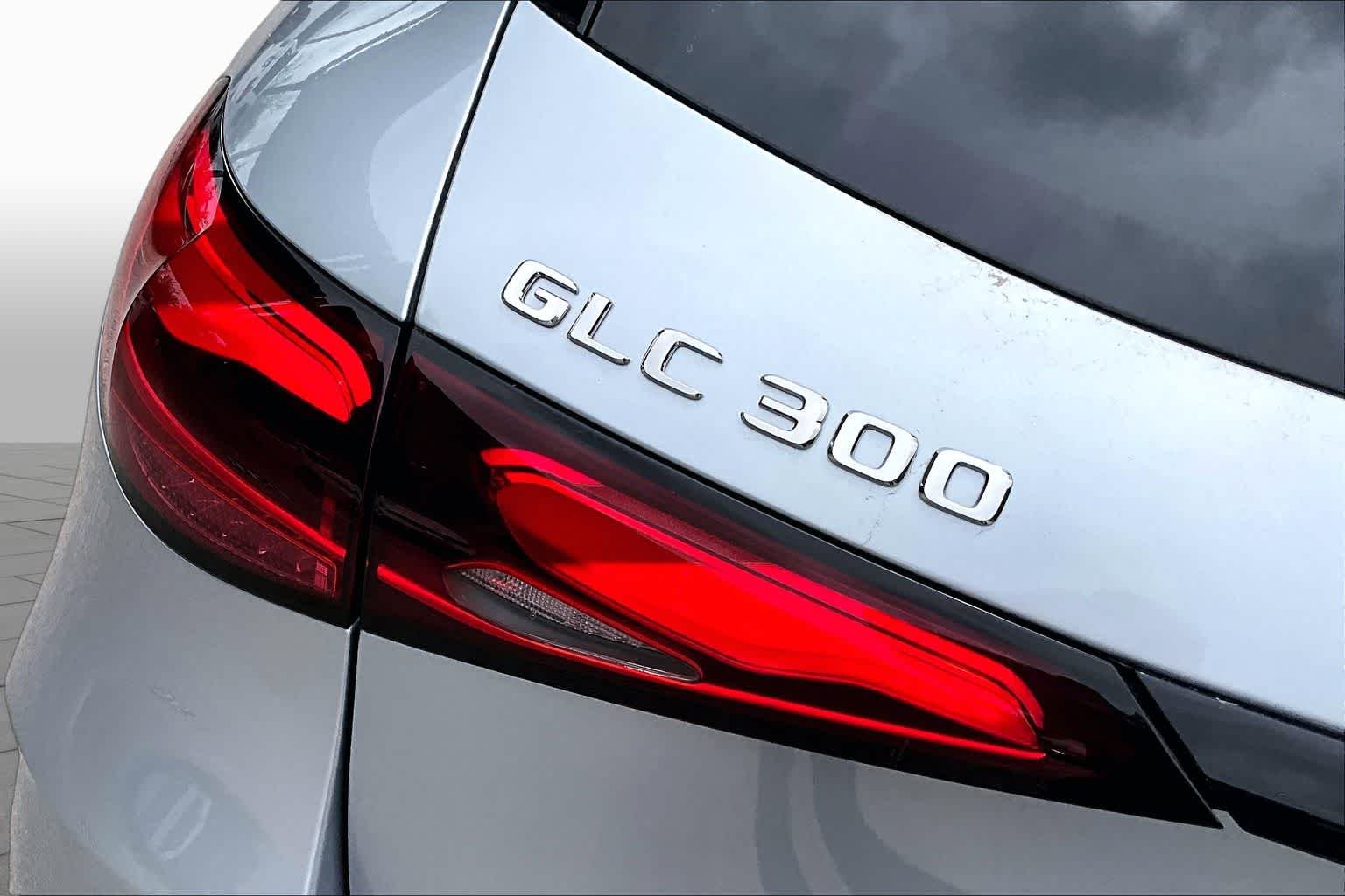 New 2026 Cirrus Silver Metallic Mercedes-Benz GLC 300 image 6