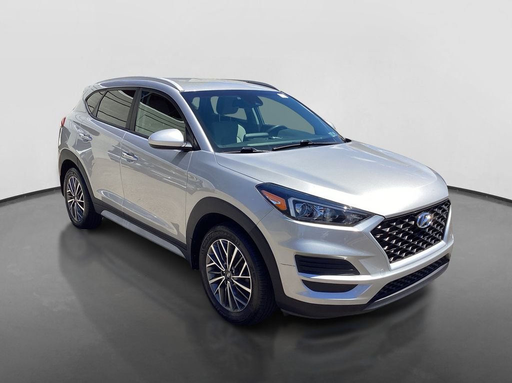 Used 2020 Silver Hyundai SEL image 3