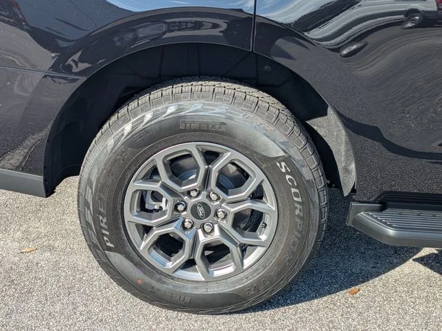 New 2027 Agate Black Metallic Ford Active image 11