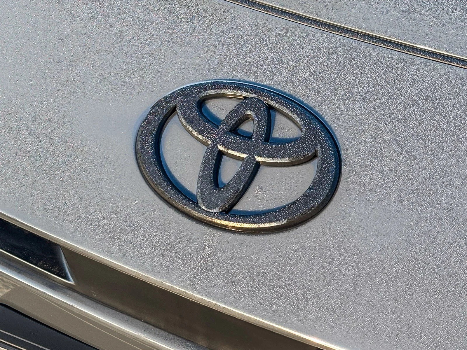 New 2026 01l7 Toyota LE image 9