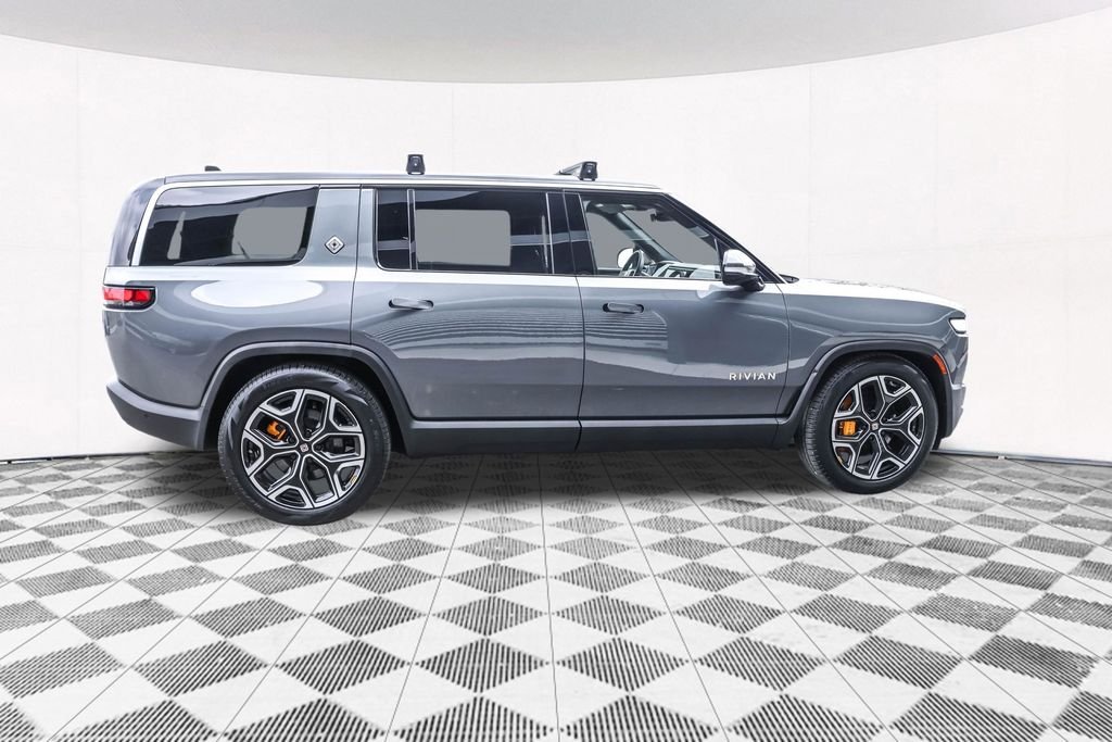 Used 2022  Rivian Launch Edition image 9