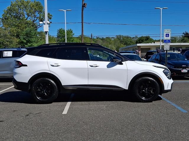 Used 2024 White Kia X-Pro Prestige image 8