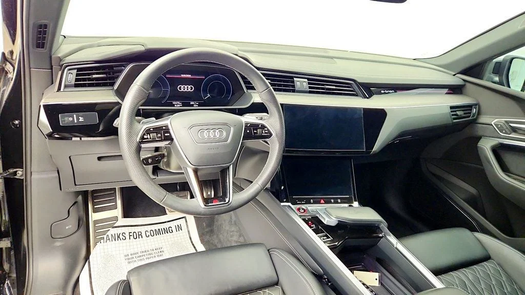 Used 2024 Mythos Black Metallic Audi quattro Premium Plus w/ 19.2 kW Charger & Trailer Hitch image 13