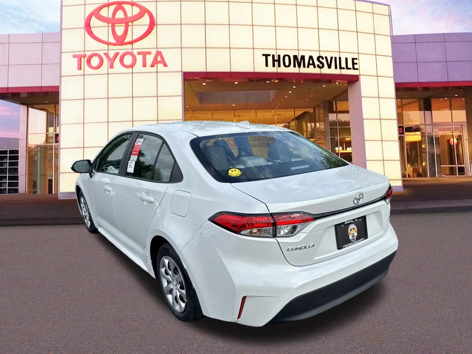 Used 2025  Toyota  image 7