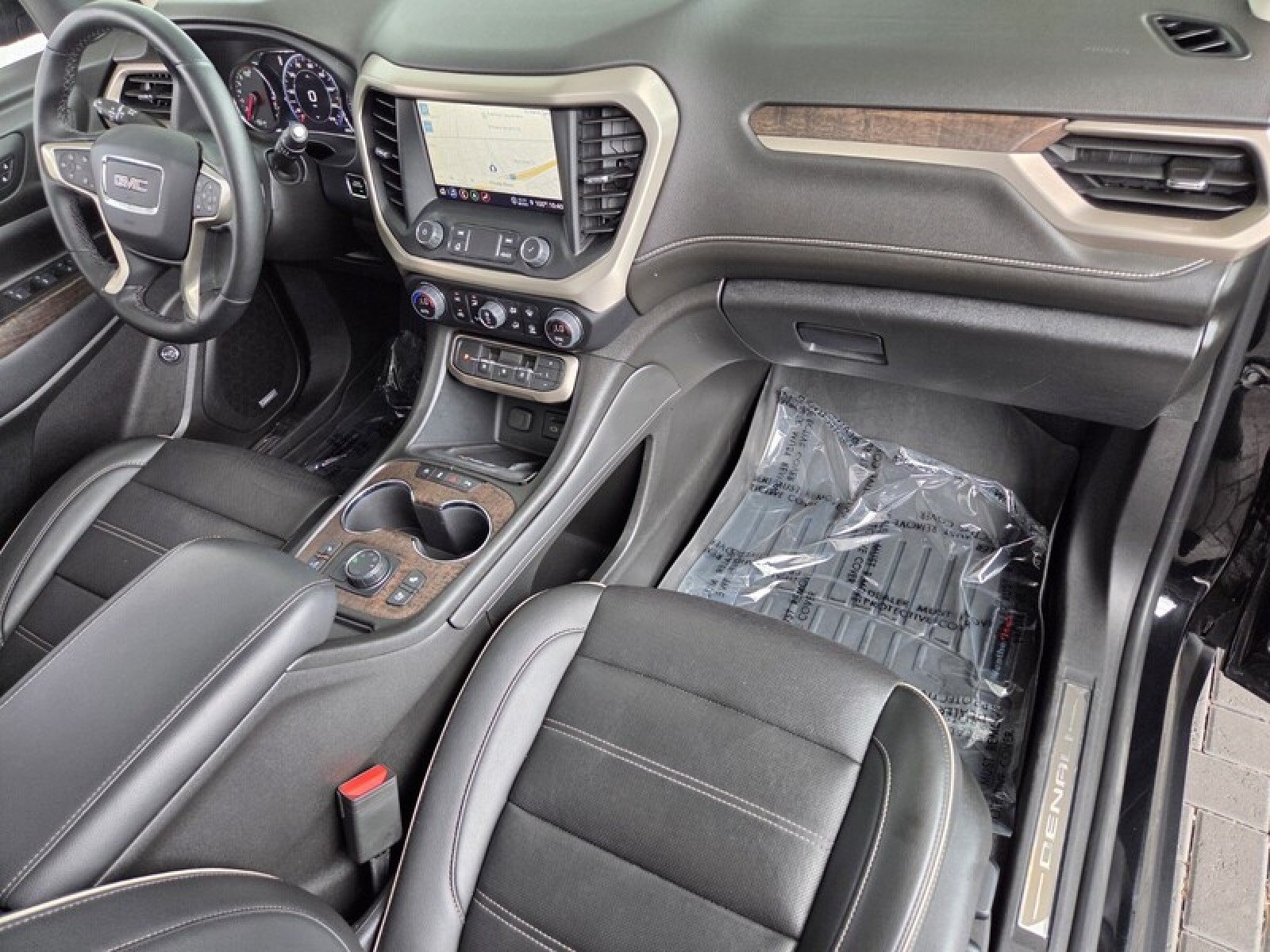 Used 2023 EBONY TWILIGHT MET GMC Denali image 22