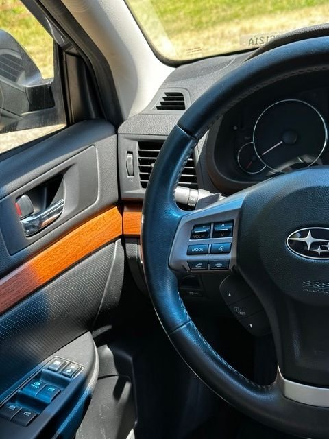2014 Subaru Outback 2.5i Limited - Photo 28