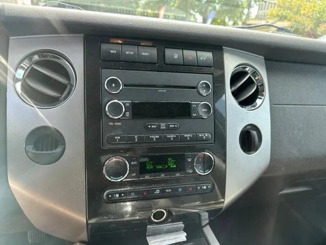 Used 2012 White Ford XLT image 21