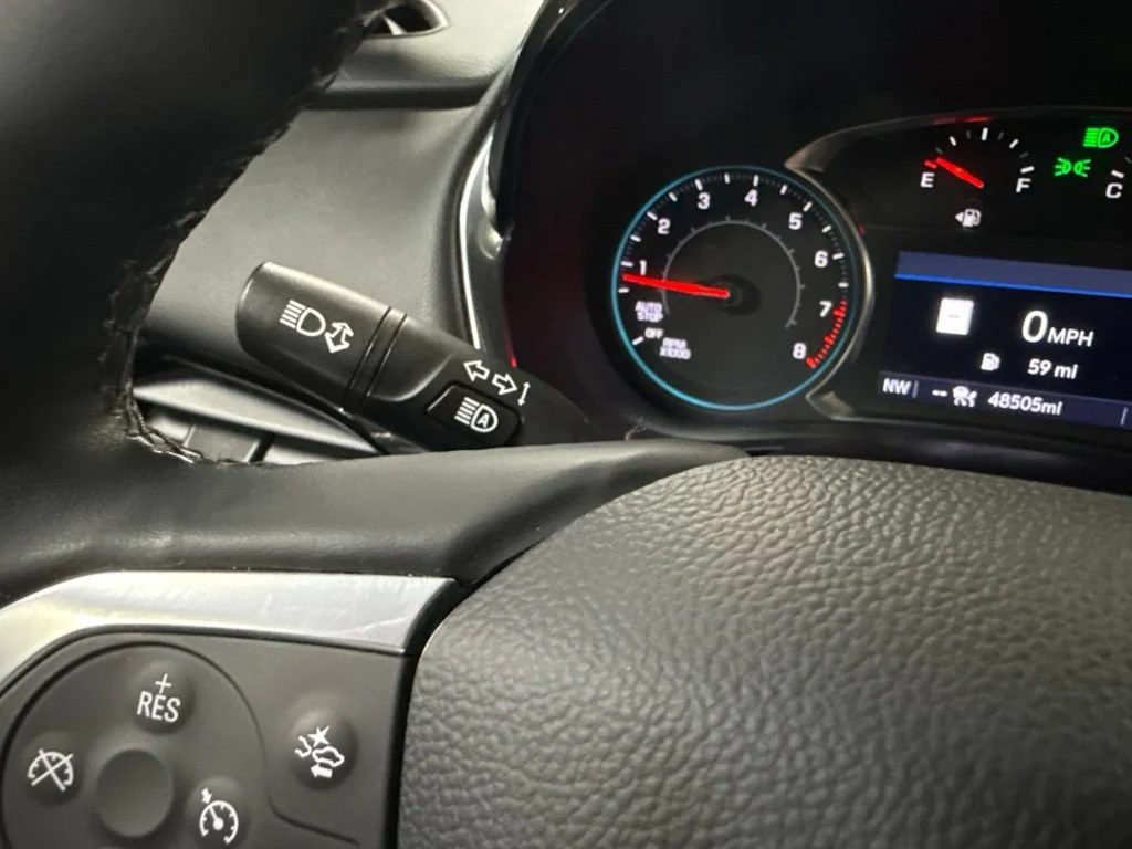 Used 2023 MOSAIC BLACK METALLIC Chevrolet LT Leather image 28