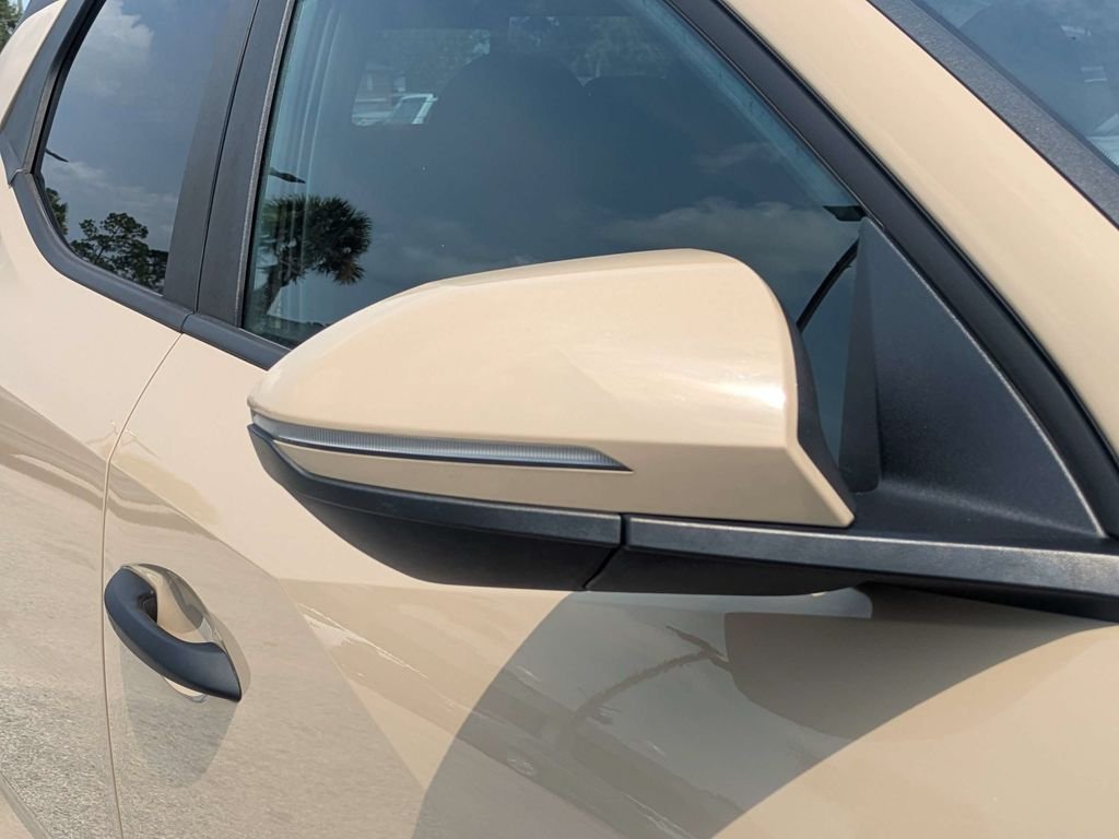 Used 2023 Beige Hyundai SEL image 10