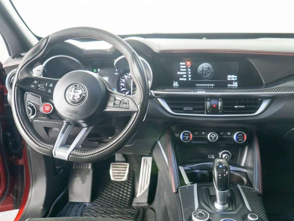 Used 2018 Red Alfa Romeo Quadrifoglio image 13
