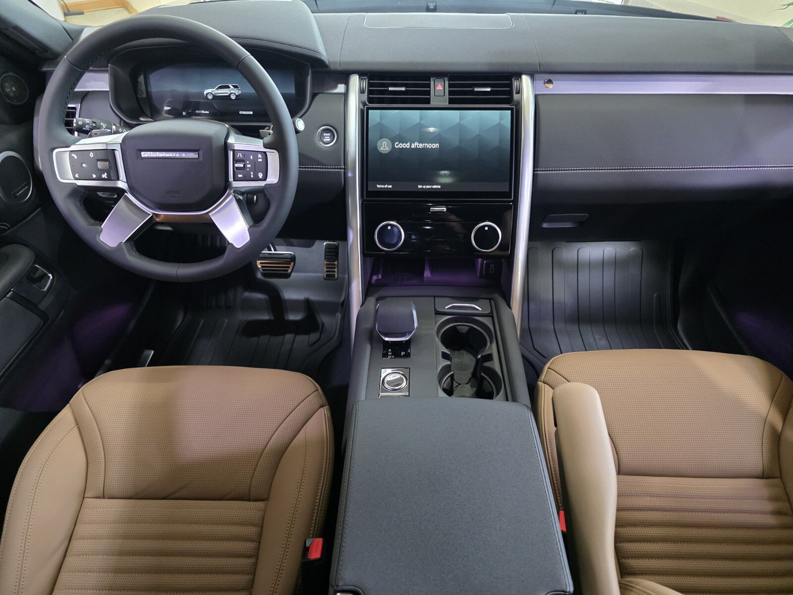 New 2026 Carpathian Grey Land Rover Dynamic SE image 4