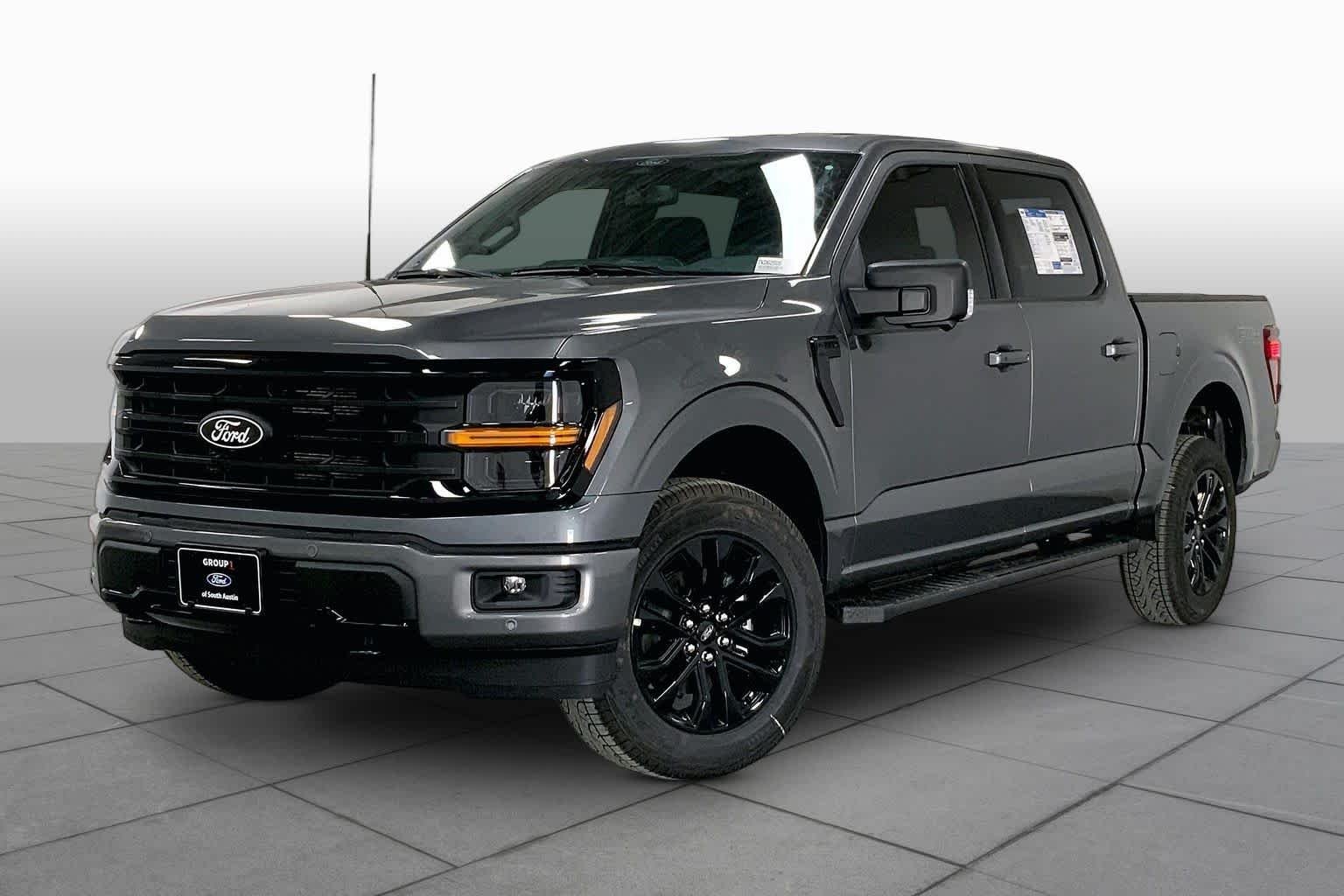 New 2026 Carbonized Gray Metallic Ford XLT image 22